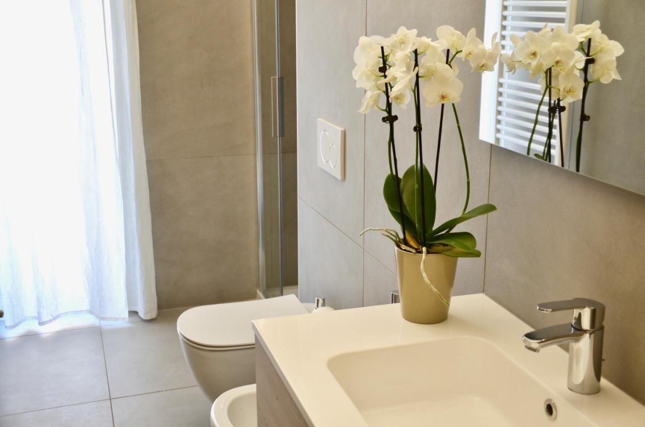 Flats4Rent Nikos Apartment เวโรนา ภายนอก รูปภาพ