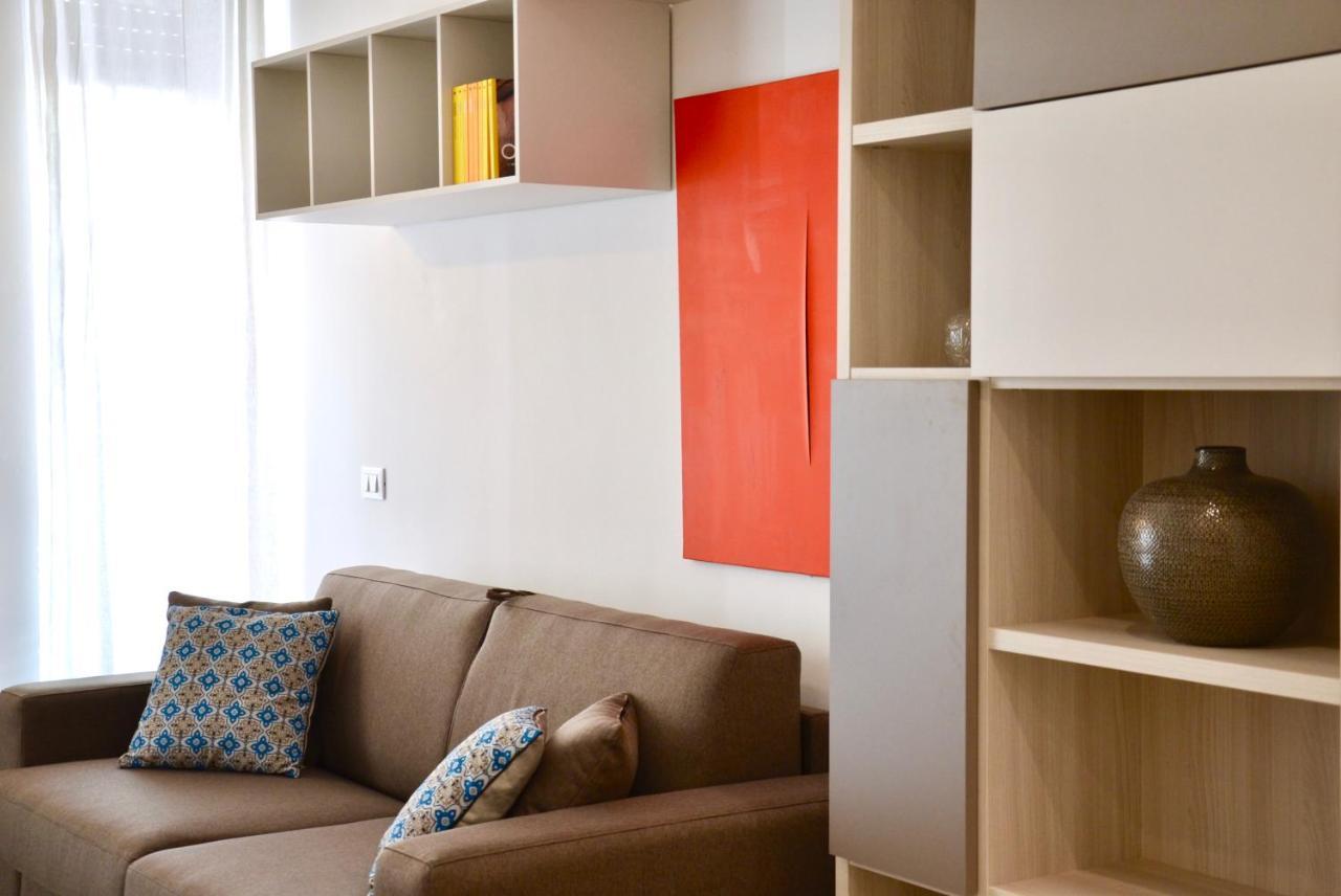 Flats4Rent Nikos Apartment เวโรนา ภายนอก รูปภาพ