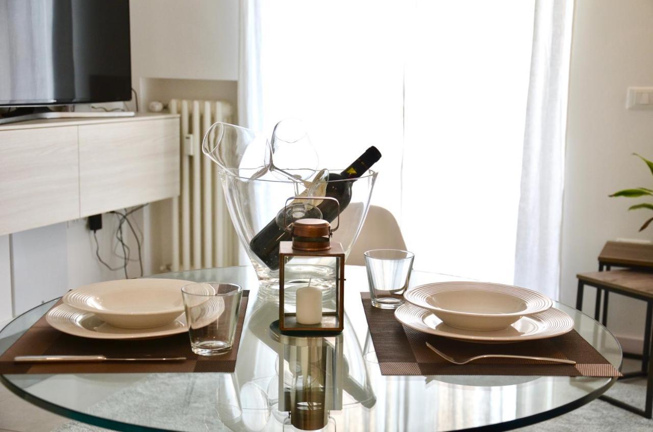 Flats4Rent Nikos Apartment เวโรนา ภายนอก รูปภาพ